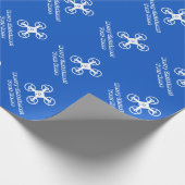Eigen kerstpapier met dronepiloot cadeaupapier (Hoek)