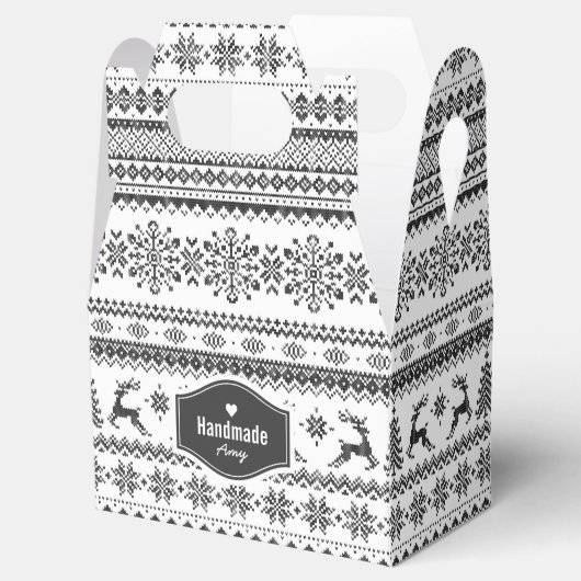 Eigen kersttrui met zwarte kerst bedankdoosjes (Geopend)