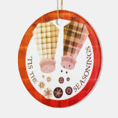 Eigen kleurige peper voor kerstversiering keramisch ornament (Links)