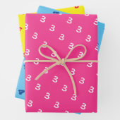 Eigen leeftijdsnummer kleurig kind geboortedag inpakpapier vel (In situ)