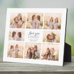 Eigen liefde voor vaders Dag Foto Collage Fotoplaat<br><div class="desc">Hou van je papa! Een prachtig modern familiefoto collage cadeau voor een geliefde vader combineert een prachtig handgeschreven script met moderne typografie en lay-out. Vul deze aangepaste fotoplaque met 8 favoriete familiefoto's van kinderen, bruiloften en andere levensgebeurtenissen en laat de komende jaren een glimlach op het gezicht van papa zien....</div>