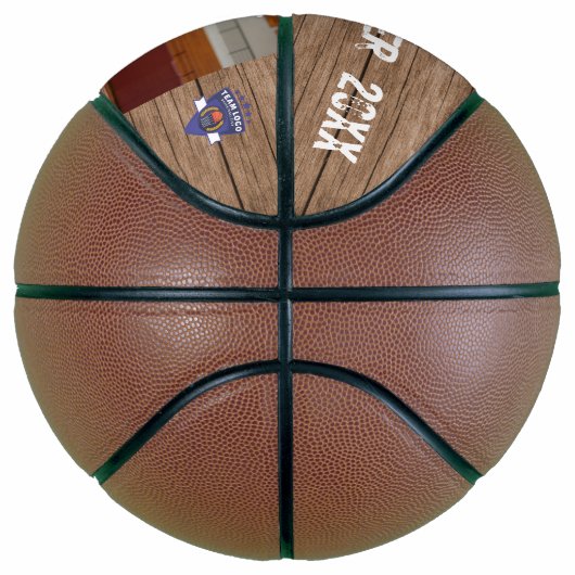 Eigen logo met naam van fotospeler basketbal (Rechts)
