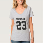 Eigen naam Aantal vrouwen Sport Jersey T-Shirt<br><div class="desc">Creëer je eigen gepersonaliseerde football-trui-T-shirt met eigen naam en nummer. Een cool aanpasbaar shirt voor sport,  dat is een geweldig cadeauidee voor vrouwen. Deze trendy vrouwen die sportkleding dragen,  zijn geschikt voor alle sporten,  inclusief football,  voetbal,  volleybal,  honkbal,  softbal,  basketbal en hockey.</div>