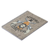 Eigen naam Cowboy Revolver Pistool Whiskey Saloon Notitieboek (Linkerzijde)