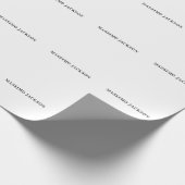 Eigen Naam Decoratief Minimalistisch Eenvoudig Zwa Cadeaupapier (Hoek)