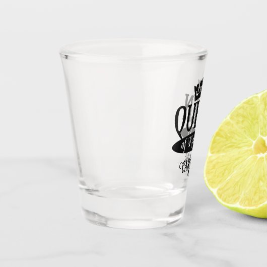 Eigen naam koningin van Karaoke Shot Glas (Links)