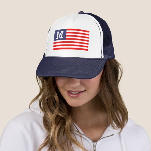 Eigen naam monogram patriottische Amerikaanse vlag Trucker Pet (In situ)