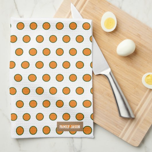 Eigen naam monogram polka stippen wit oranje groen theedoek (Quarter Fold)