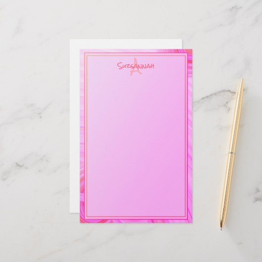 Eigen naam Monogram roze textuurrand Briefpapier (Voorkant / Achterkant in situ)