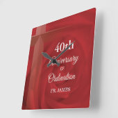 Eigen naam Priest Jubileum Ordination Red Rose Vierkante Klok (Hoek)