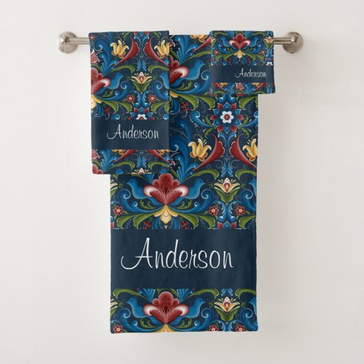 Eigen naam Scandinavian Folk Art Floral Pattern Bad Handdoek (Insitu)