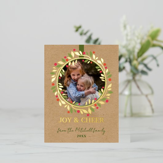 Eigen rode bessen Groene bladeren Wreated Gold Folie Feestdagen Briefkaart (Staand Voorkant)