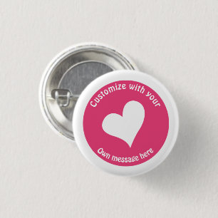Eigen tekst wit hart op roze ronde button 3,2 cm