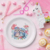 Eigenaars in de Zitting van de Liefde op een Tak v Papieren Bordje (Feest)