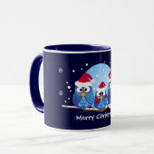 Eigenaren met de mok van Santa Hats (Voorkant links)