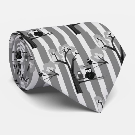 Eigenaren zwart en wit stropdas (Opgerold)