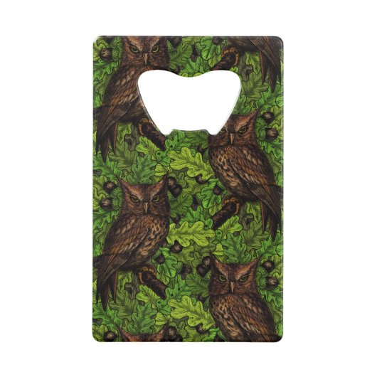 Eigendom van de eikenboom, groen en bruin creditkaart flessenopener (Voorkant)