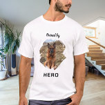 Eigendom van hond foto plezier t-shirt<br><div class="desc">Voor een wit/licht gekleurd T-shirt. Zwarte tekst. Voor een hondenliefhebber! Personaliseer en voeg een foto van uw hond toe. Tekst: Eigendom van   de naam van de hond.</div>
