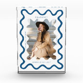 Eigenzinnige Navy Blue Wavy Line Afstuderen Keepsa Fotoblokken (Voorkant)