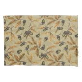 Eikels en eikenbladeren op ecru kussensloop (Voorkant-Links)