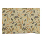 Eikels en eikenbladeren op ecru kussensloop (Voorkant-Rechts)