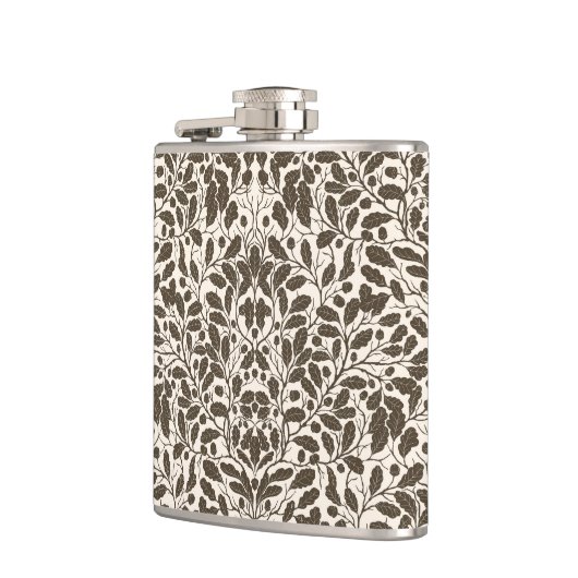 Eiken takken en bladeren, damast patroon in een br heupfles (Links)