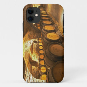 Eiken vaten in de kelder bij Domaine Comte Case-Mate iPhone Case