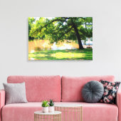 Eikenboom bij water Canvasprint Canvas Afdruk (Insitu (Woonkamer))