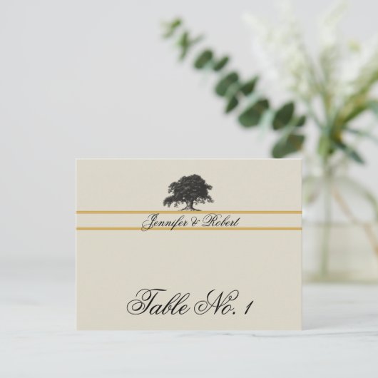 Eikenboomplantage in goudkleurig tafelnummer (Staand voorkant)