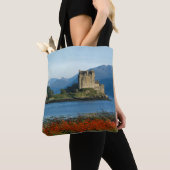 Eilean Donan Castle, Highlands, Schotland 3 Tote Bag (Dichtbij)