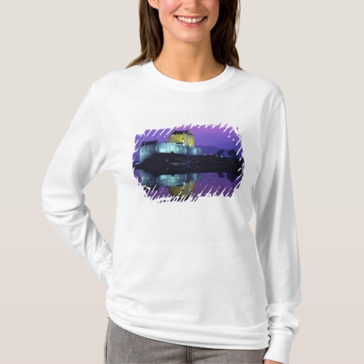 Eilean Donan Castle, Highlands, Schotland 4 T-shirt (Voorkant)