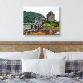 Eilean Donan Castle, Loch Duich - Schotland, Veren Canvas Afdruk (Insitu (Slaapkamer))