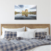 Eilean Donan Castle met reflectie in Schotland Canvas Afdruk (Insitu (Slaapkamer))