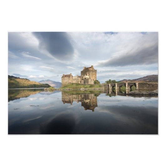 Eilean Donan Castle met reflectie in Schotland Foto Afdruk (Voorkant)