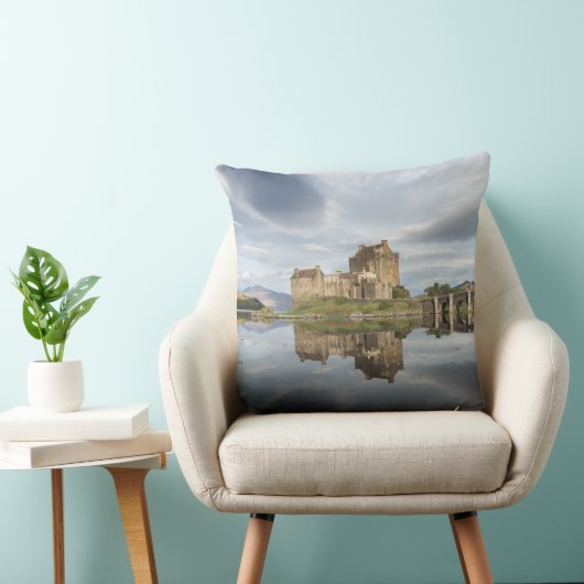 Eilean Donan Castle met reflectie in Schotland Kussen (Stoel)