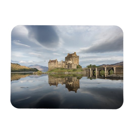 Eilean Donan Castle met reflectie in Schotland Magneet (Horizontaal)