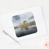 Eilean Donan Castle met reflectie in Schotland Vierkante Sticker (Envelop)
