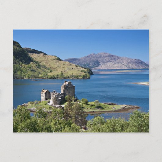 Eilean Donan Castle onder een blauw Briefkaart (Voorkant)