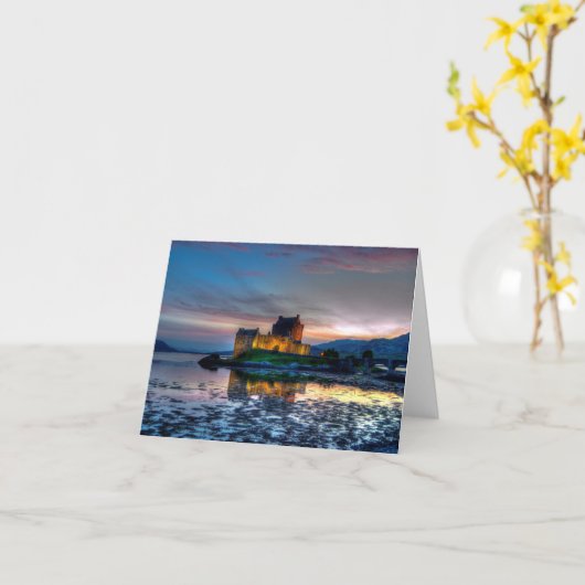 Eilean Donan Castle, Schotland Wenskaart Kaart (Gele Bloem)