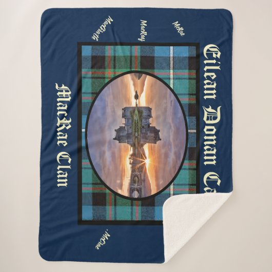 Eilean Donan Castle's MacRae Clan Tartan Sherpa Deken (Voorkant)