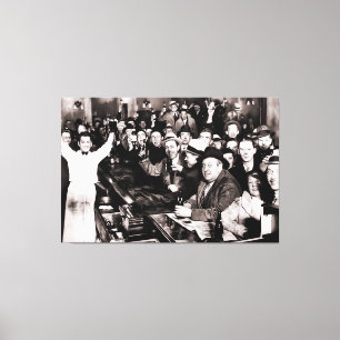 Einde van de verbodspartij bij de lokale balie in  canvas afdruk