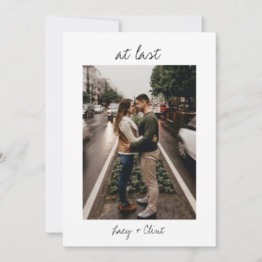 Eindelijk een moderne, eenvoudige, minimalistische save the date (Voorkant)