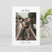 Eindelijk een moderne, eenvoudige, minimalistische save the date (Staand voorkant)