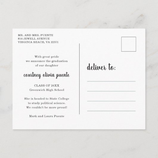 Eindelijk eenvoudige foto modern Afstuderen Aankondigingskaart (Achterkant)