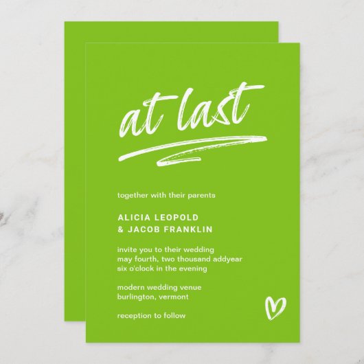 Eindelijk Lime Groene Typografie Moderne Bruiloft Kaart (Voorkant / Achterkant)