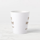 Eindelijk maandag! Bruine lettering op je Latte Mok (Voorkant)