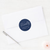 Eindelijk Minimalistisch huwelijk sparen de datum Ronde Sticker (Envelop)