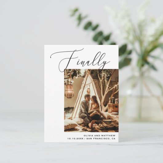 Eindelijk minimalistische fotobruiloft Save the Da Aankondigingskaart (Staand voorkant)