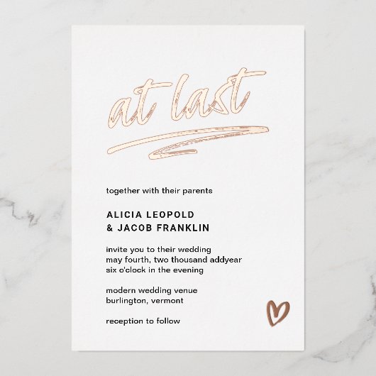 Eindelijk Typografie Modern Bruiloft Folie Uitnodiging (Voorkant)