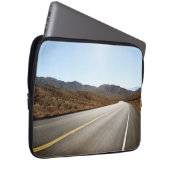 eindeloze straat | Woestijnberg Laptop Sleeve (Voorkant Rechts)